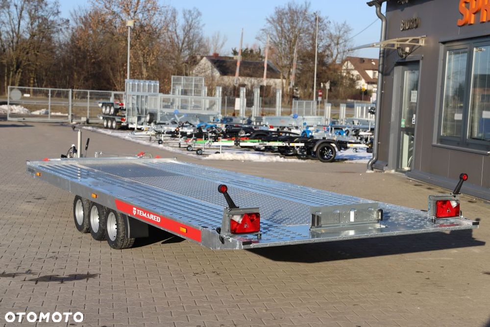 TEMARED /MARTZ CARKEEPER 5820/3 3,5T 580x207cm, Uchylna hydraulicznie , Wypełnienie blachą alu, 3 osie, DMC 3500kg ,koła 10C - 4