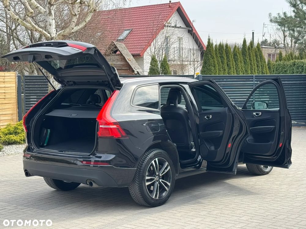 Volvo XC 60 D4 AWD Geartronic Momentum - 12