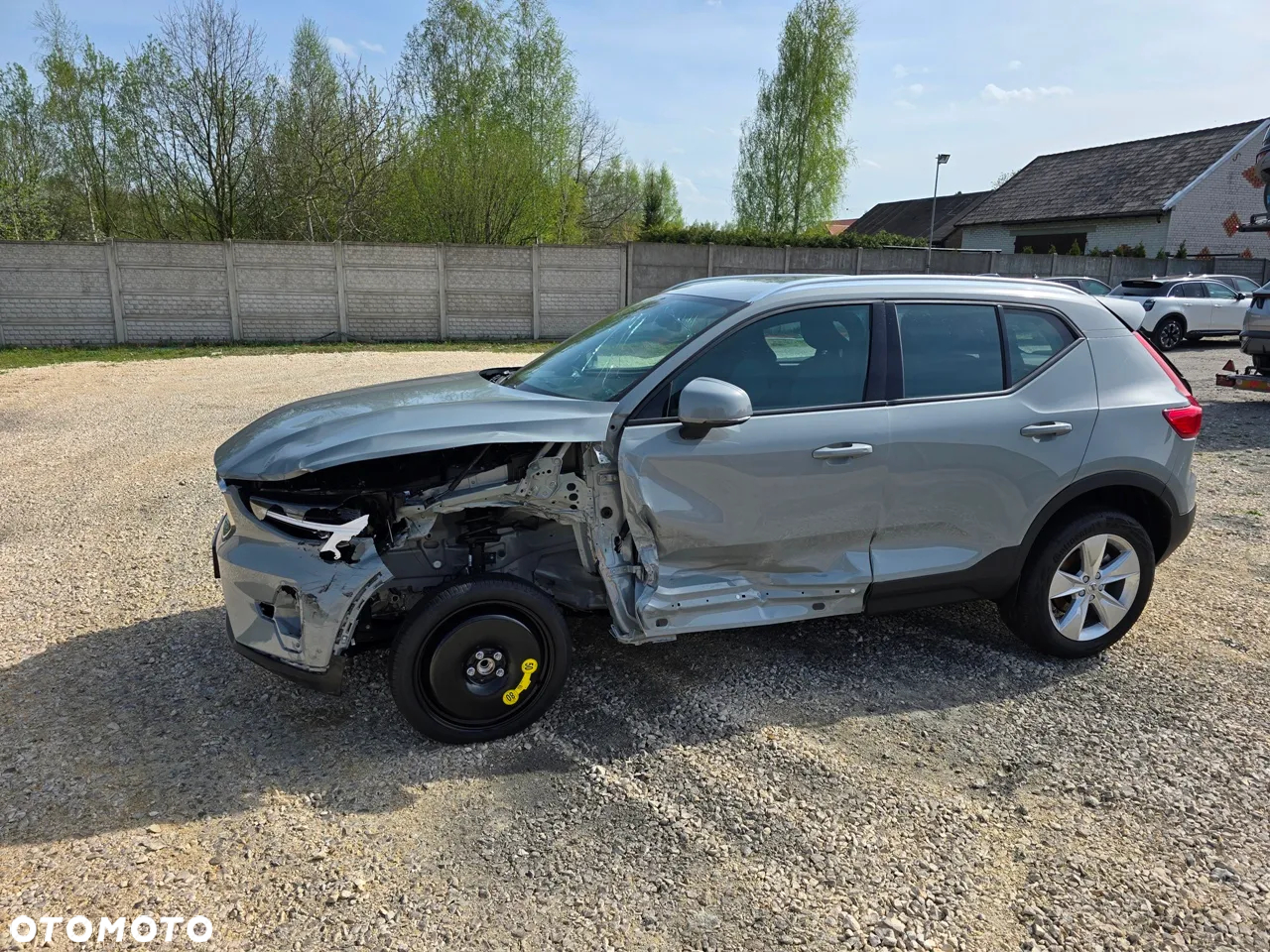 Volvo XC 40 B3 Essential - 16