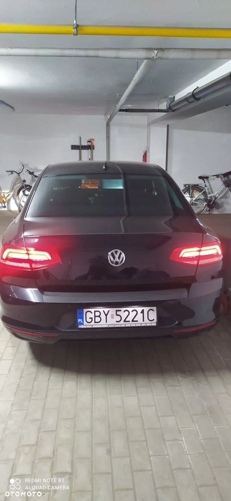Volkswagen Passat - 31