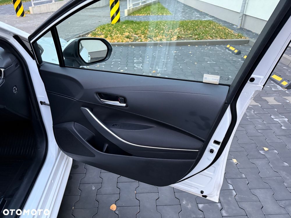 Toyota Corolla 1.8 Hybrid GPF Comfort - 17