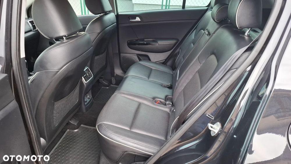 Kia Sportage 1.7 CRDI Business Line L 2WD - 14