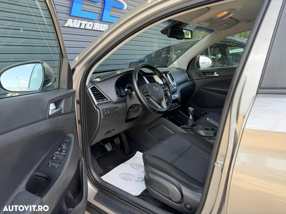 Hyundai Tucson blue 1.6 GDi 2WD Trend - 14