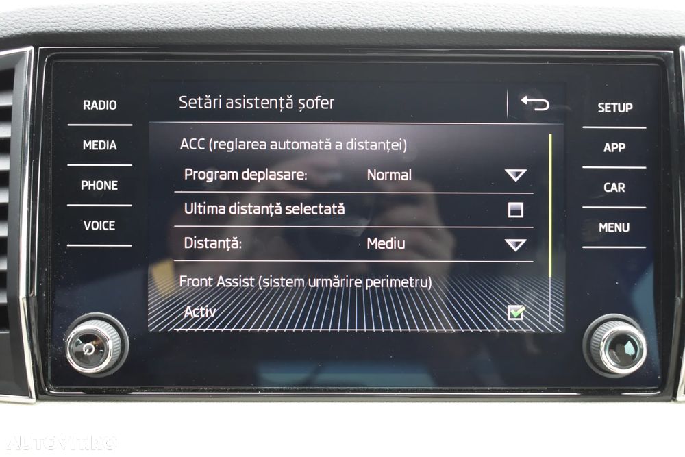 Skoda Karoq 2.0 TDI SCR 4x4 DSG Style - 27