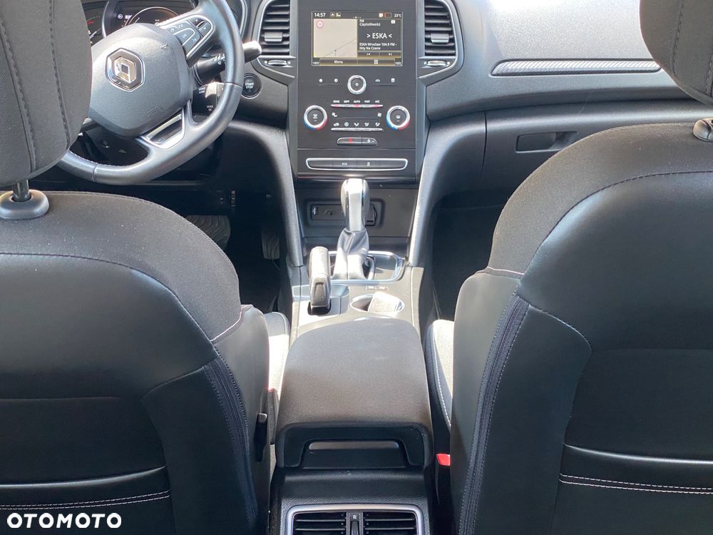 Renault Megane 1.5 Blue dCi Intens EDC - 9