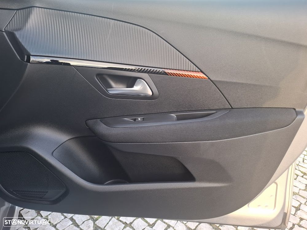 Peugeot 208 1.2 PureTech Active Pack - 45