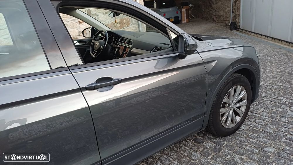 VW Tiguan 1.6 TDI Tech - 8