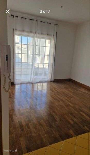 Apartamento com 1 quarto e 1 casa de banho - Grande imagem: 2/7