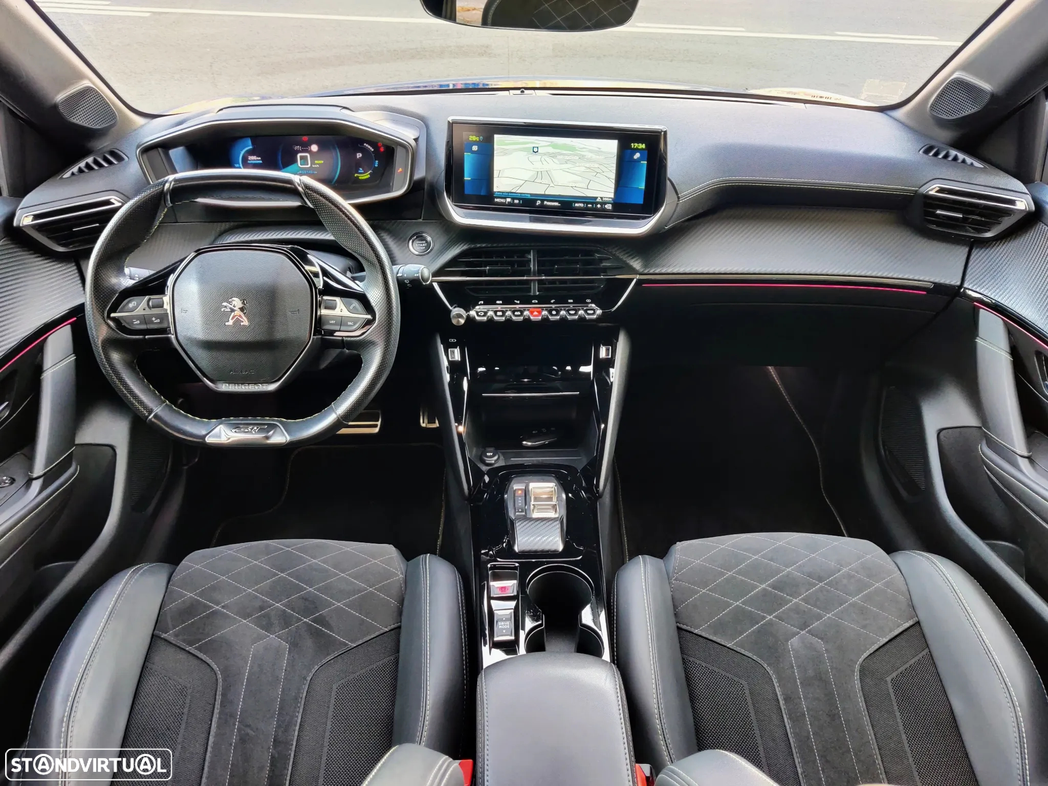 Peugeot e-208 50 kWh GT - 10