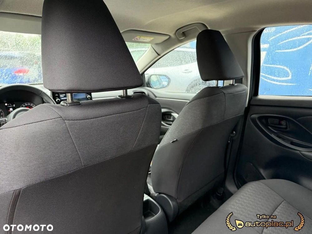 Toyota Yaris - 14