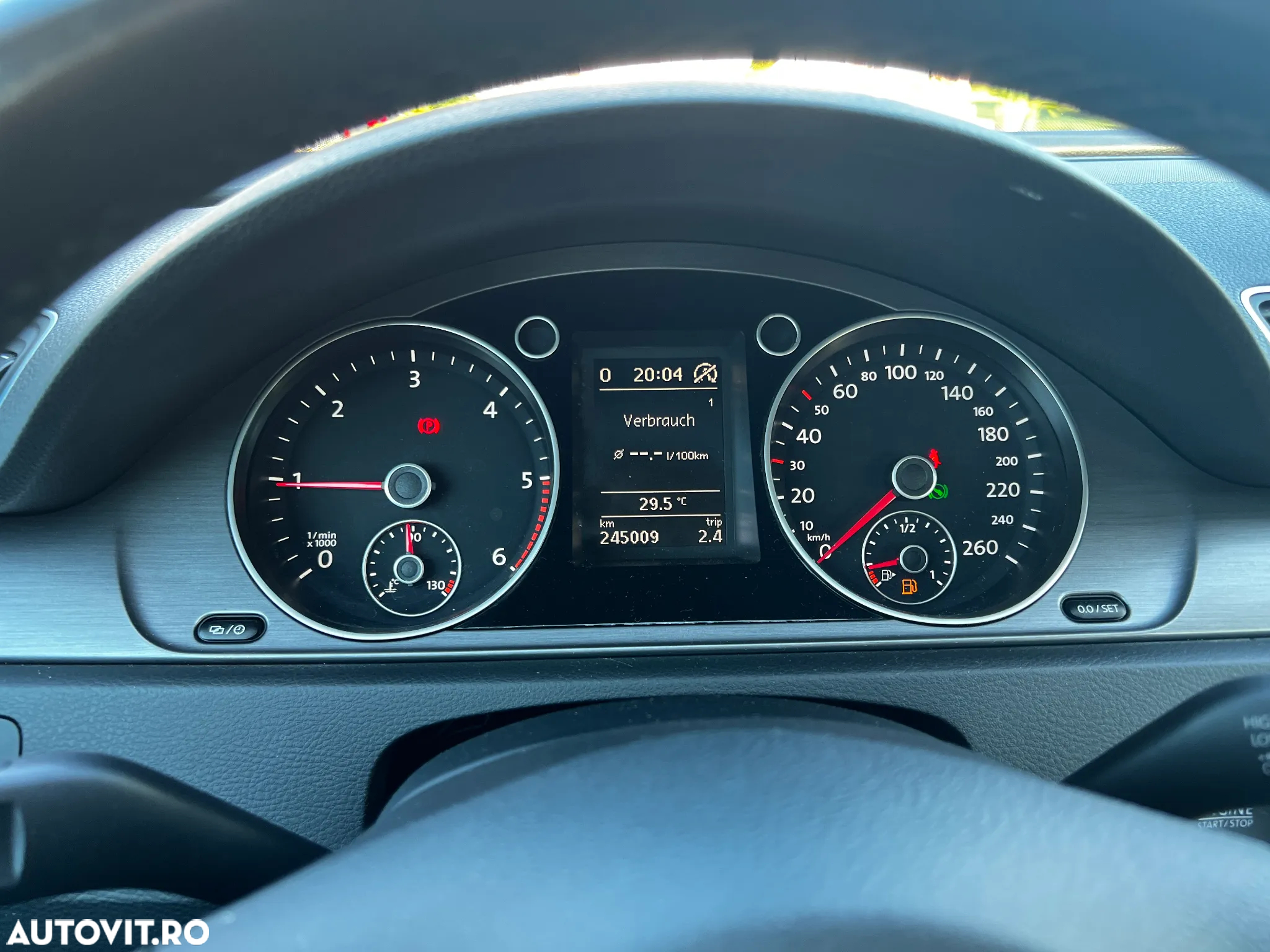 Volkswagen Passat Variant 2.0 Blue TDI DSG SCR Business Edition - 25