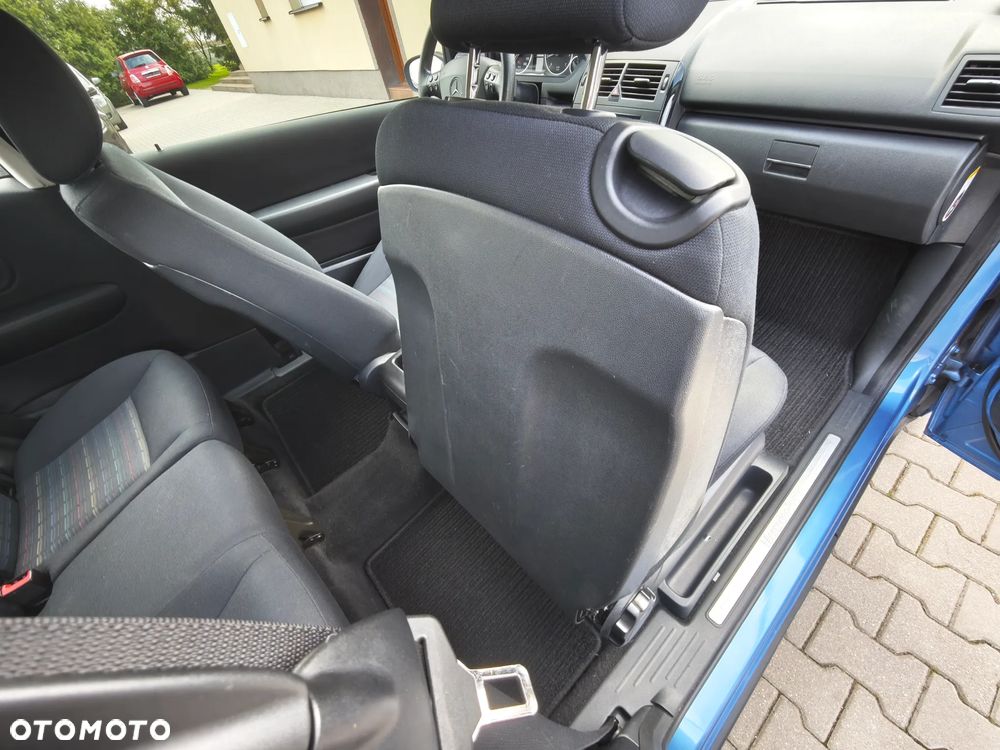 Mercedes-Benz Klasa A 150 Classic Edition 10 - 20