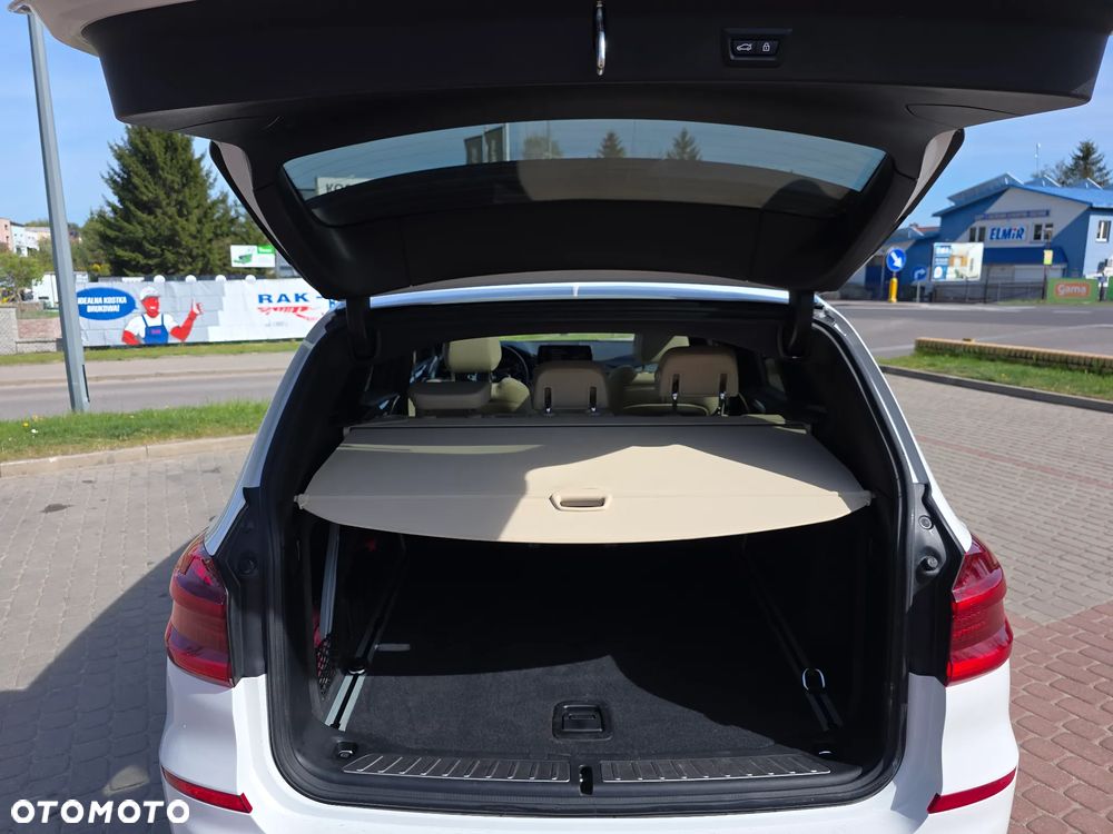 BMW X3 xDrive30i xLine - 17