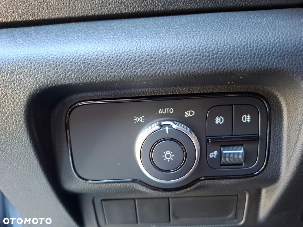 Mercedes-Benz Citan 110 CDI Furgon Ekstra Długi 3100 mm - 26