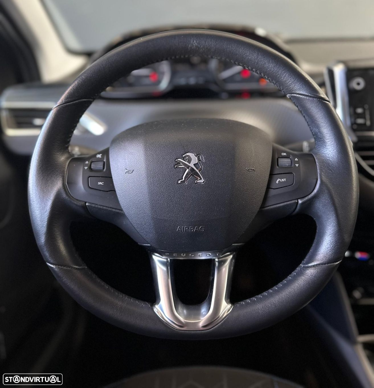 Peugeot 2008 1.2 PureTech Style - 23