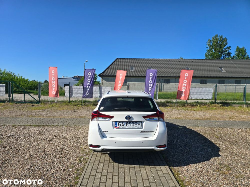 Toyota Auris 1.8 HSD Luna - 7
