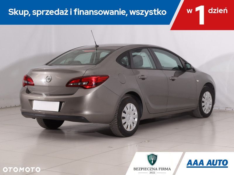 Opel Astra - 7