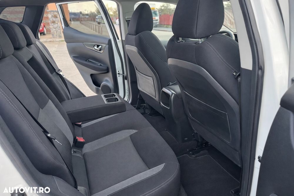 Nissan Qashqai 1.6 DCI Start/Stop Tekna - 10