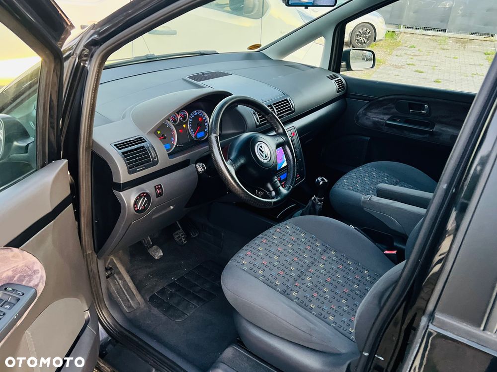Volkswagen Sharan 1.9 TDI Special - 9