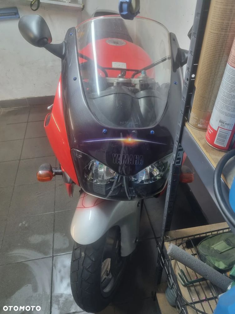 Yamaha Thunderace - 11