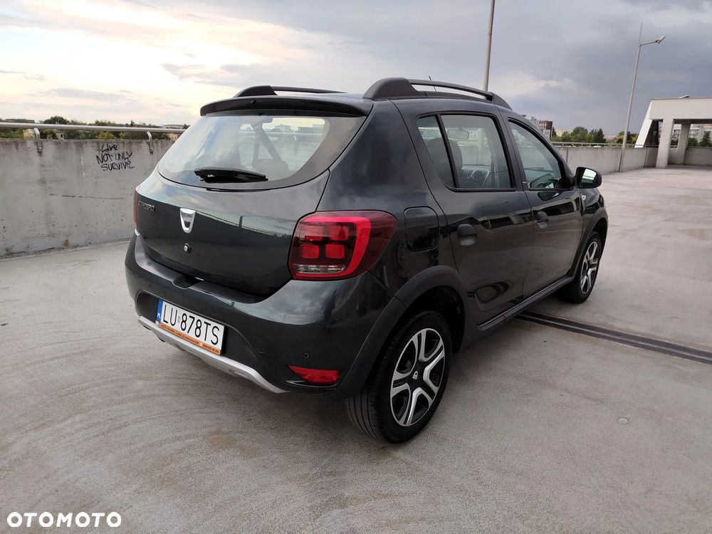 Dacia Sandero Stepway TCe 90 (S&S) Celebration - 6