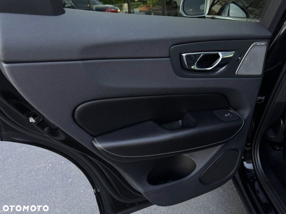 Volvo XC 60 - 20