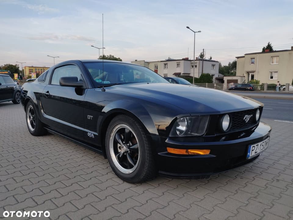 Ford Mustang - 7