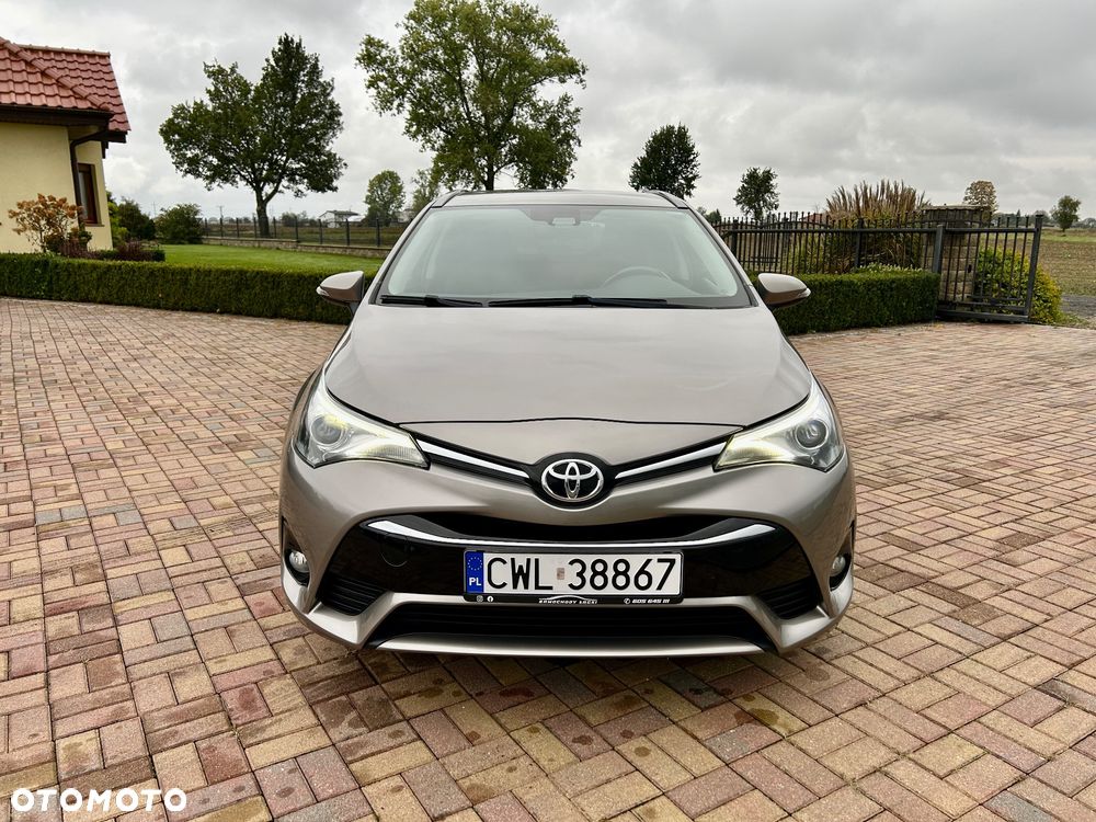 Toyota Avensis Touring Sports 1.6 D-4D - 9