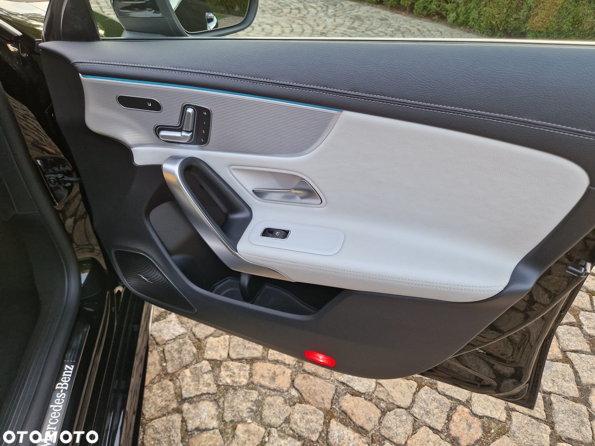 Mercedes-Benz CLA 250 4-Matic 7G-DCT - 35