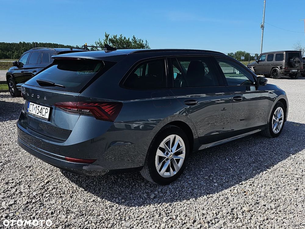 Skoda Octavia 2.0 TDI Ambition DSG - 5