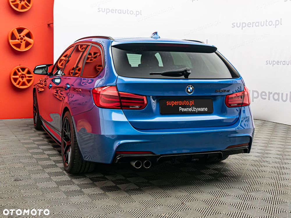 BMW Seria 3 320d M Sport - 31