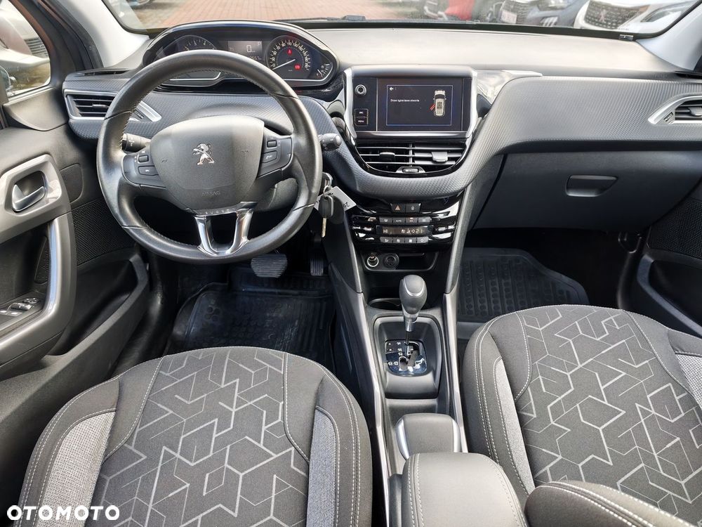 Peugeot 2008 - 18