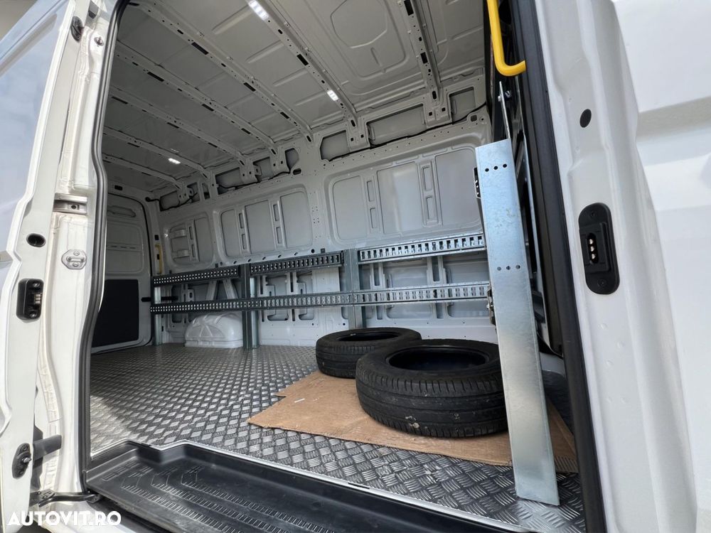 Volkswagen crafter - 19