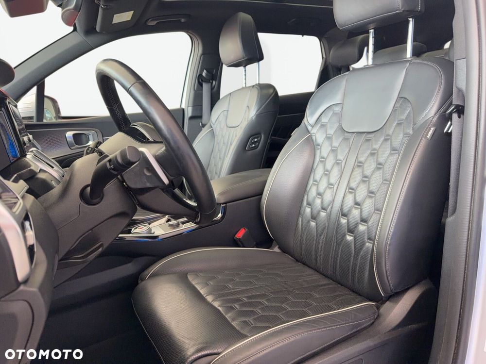 Kia Sorento - 11