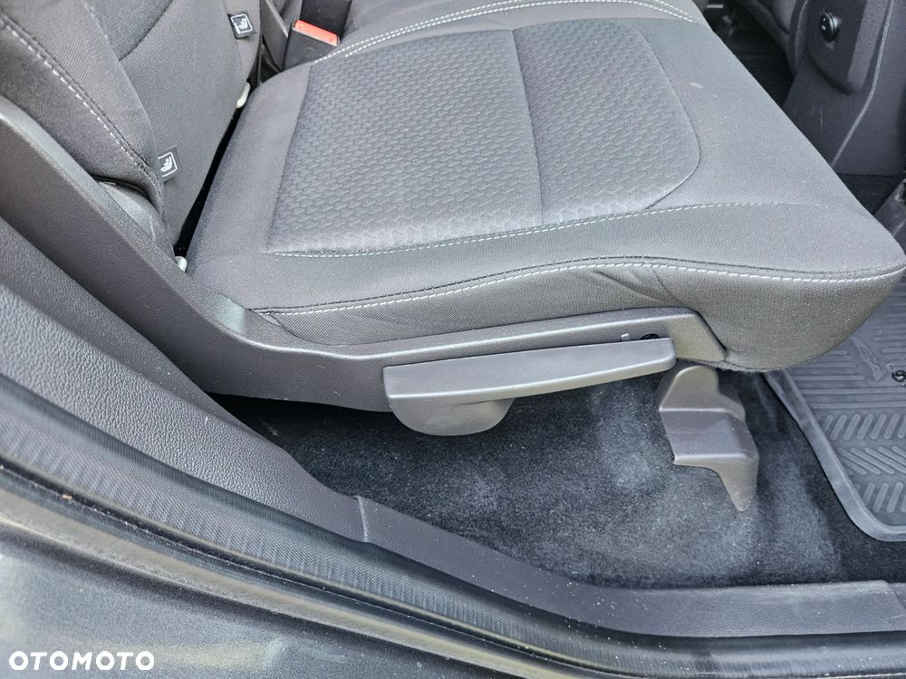 Ford Kuga 2.0 TDCi AWD Titanium - 36