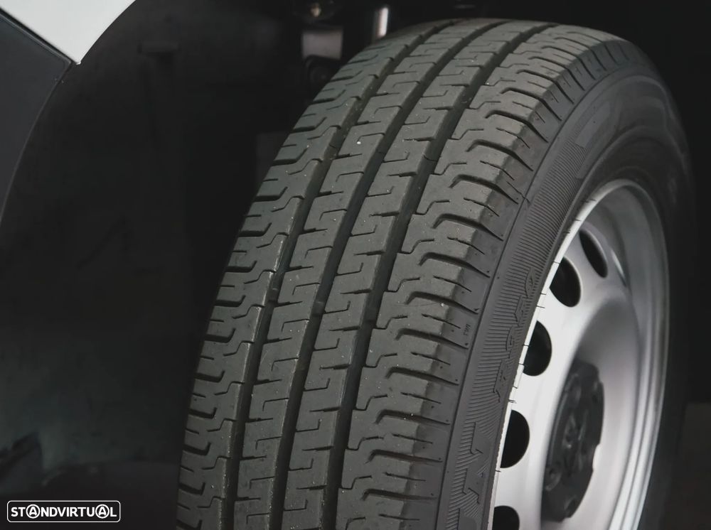 Peugeot PARTNER MONOSPACE 1.5 BLUEHDI 100 - 9