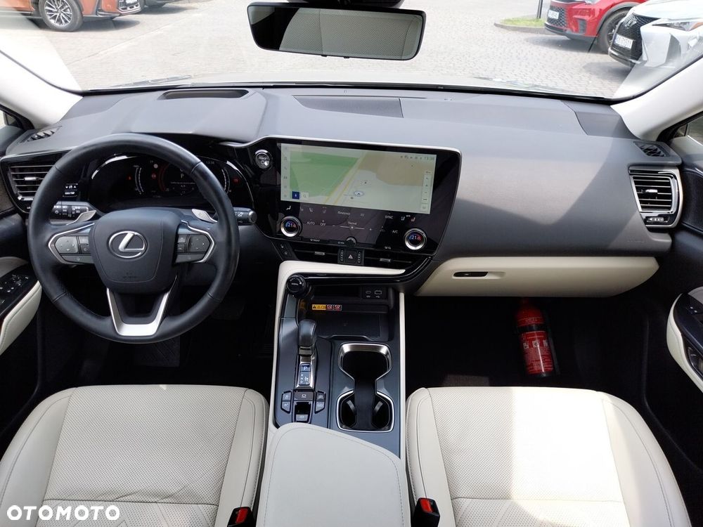 Lexus NX - 9