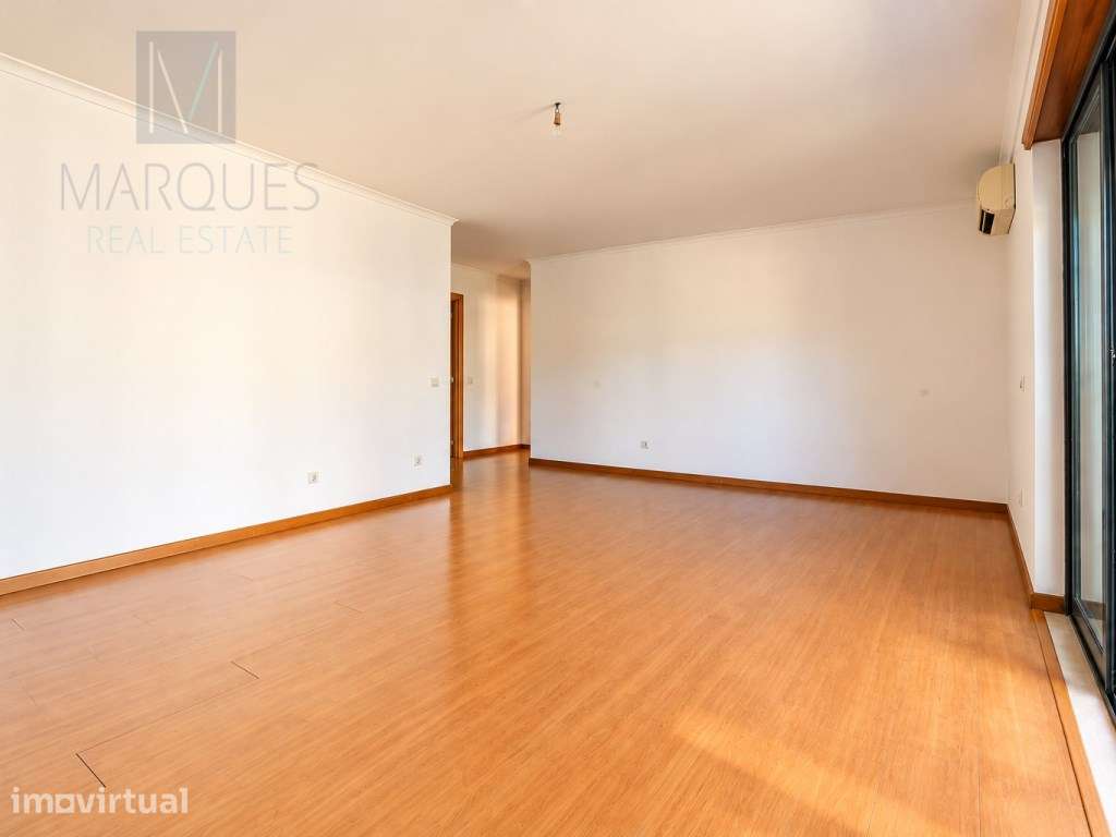 Apartamento T3 com Garagem e Arrecadação | Colinas da Arrábida - Qu... - Grande imagem: 2/24