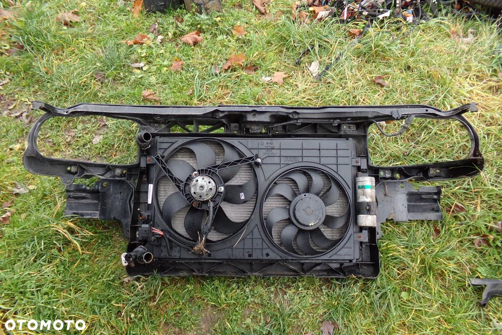 Pas przedni kompletny z chłodnicami wentylatorem VW Golf IV - 2