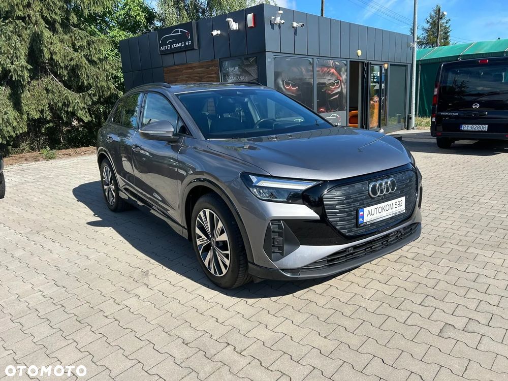 Audi Q4 e-tron - 1