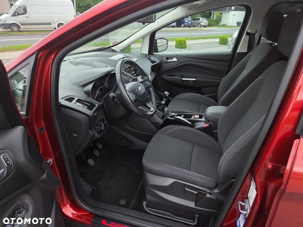 Ford C-MAX - 11
