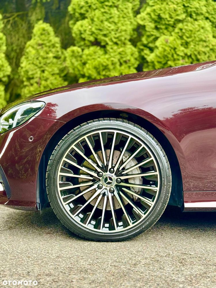 Mercedes-Benz Klasa E 200 4-Matic 9G-TRONIC - 14