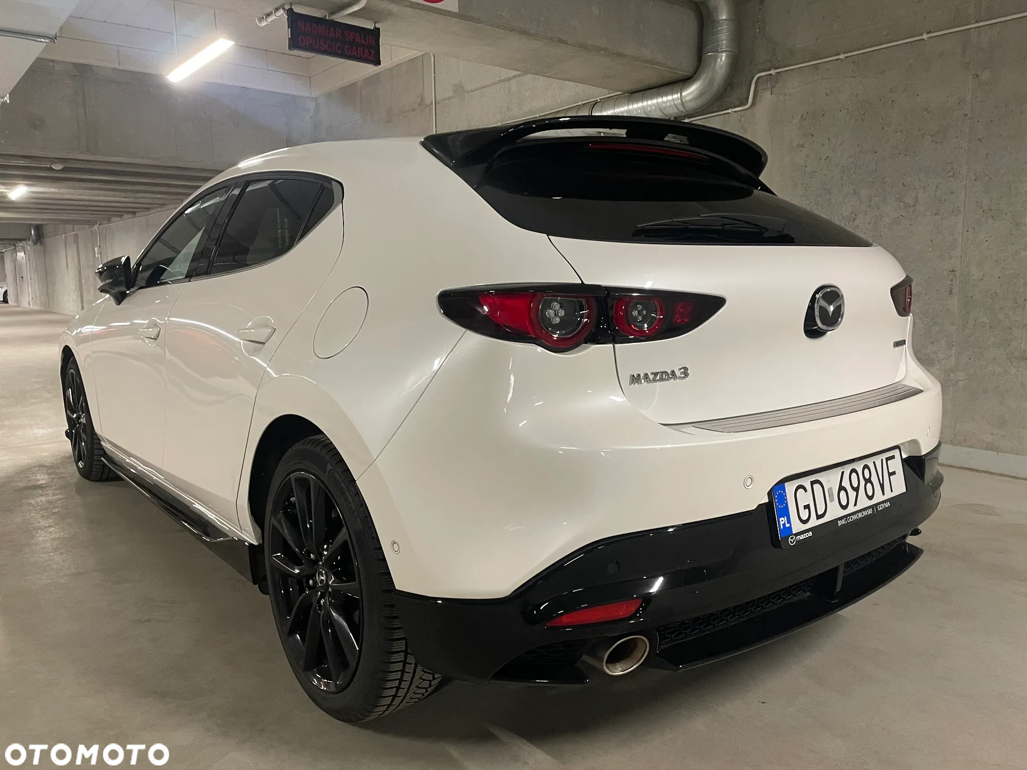 Mazda 3 - 8