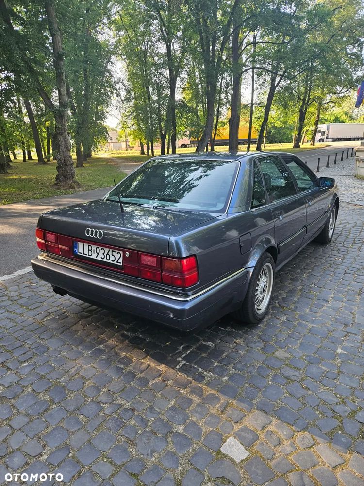 Audi V8 - 3