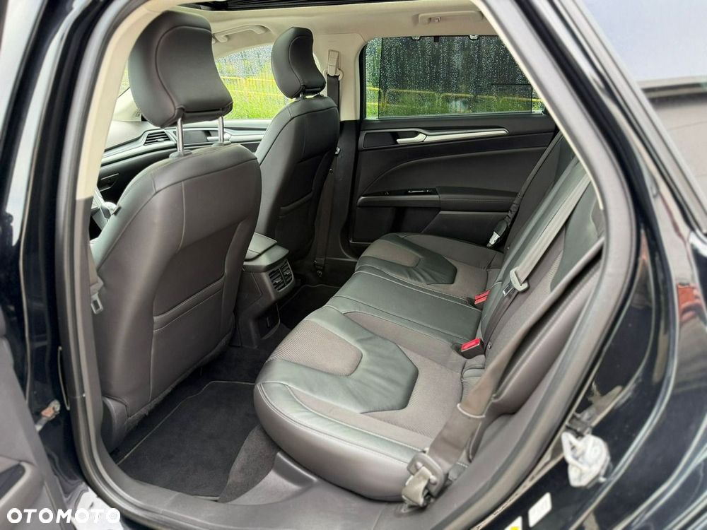 Ford Mondeo - 19