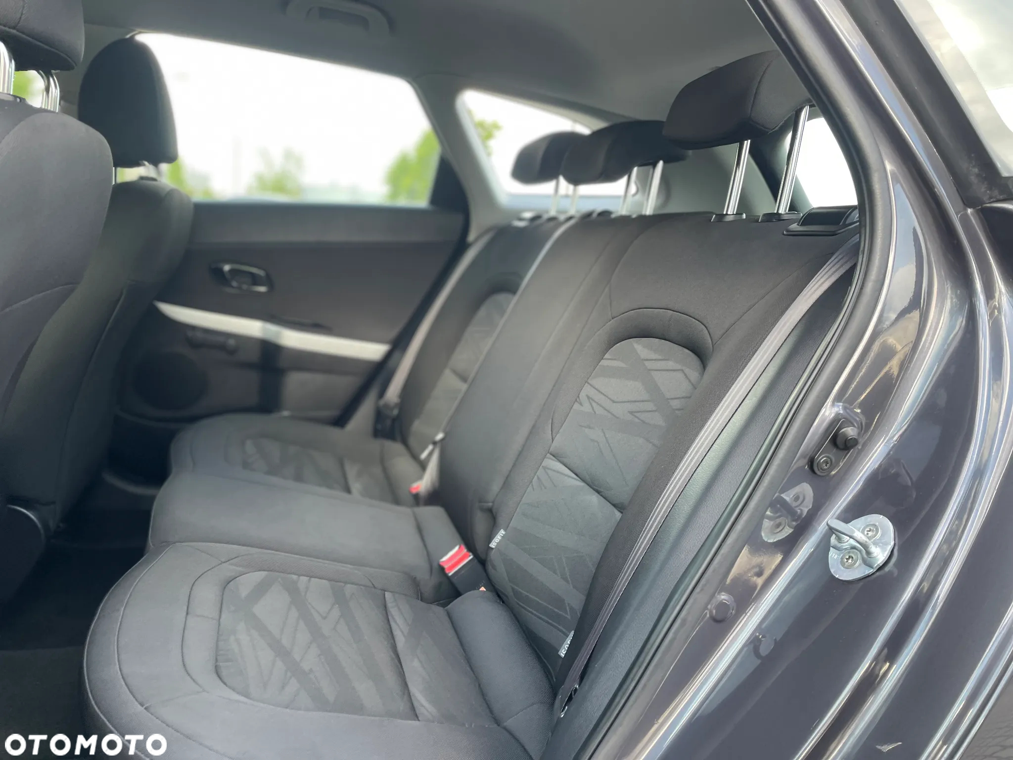 Kia Ceed - 14