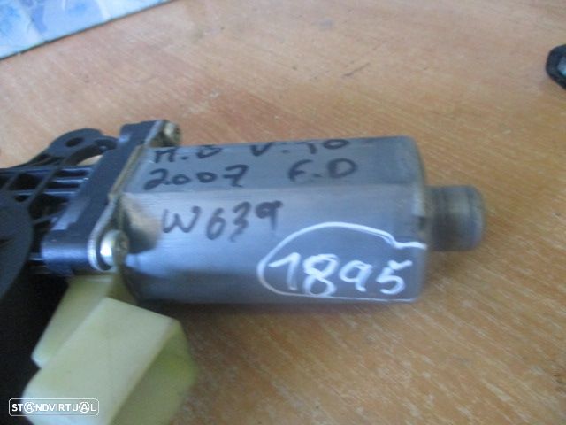Motor Elevador Vidro 0130821940 MERCEDES W639 2007 FD - 3