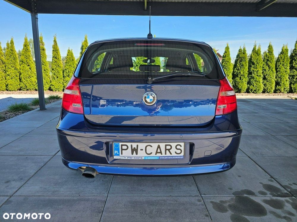 BMW Seria 1 120i - 8