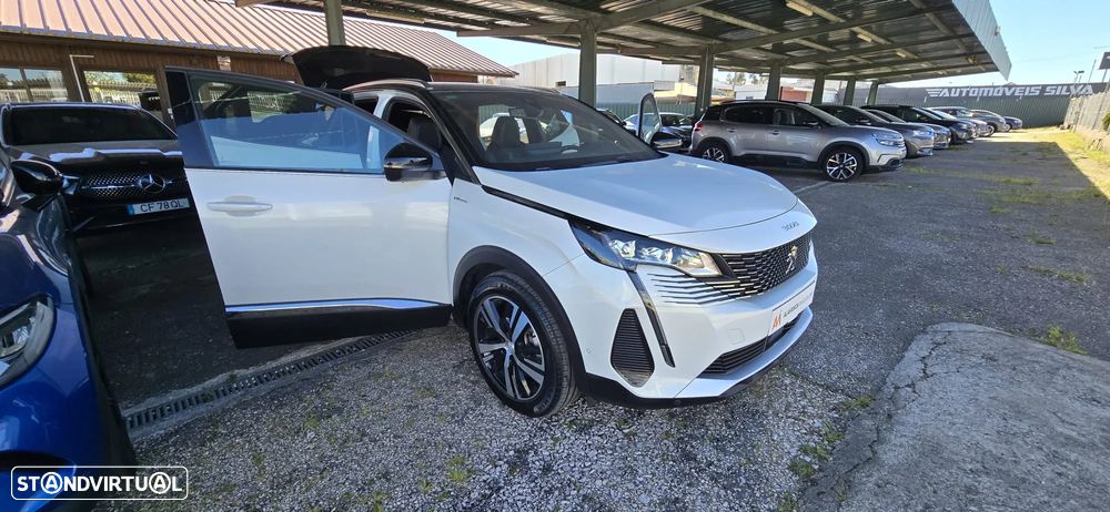 Peugeot 3008 1.6 Hybrid GT Pack e-EAT8 - 26