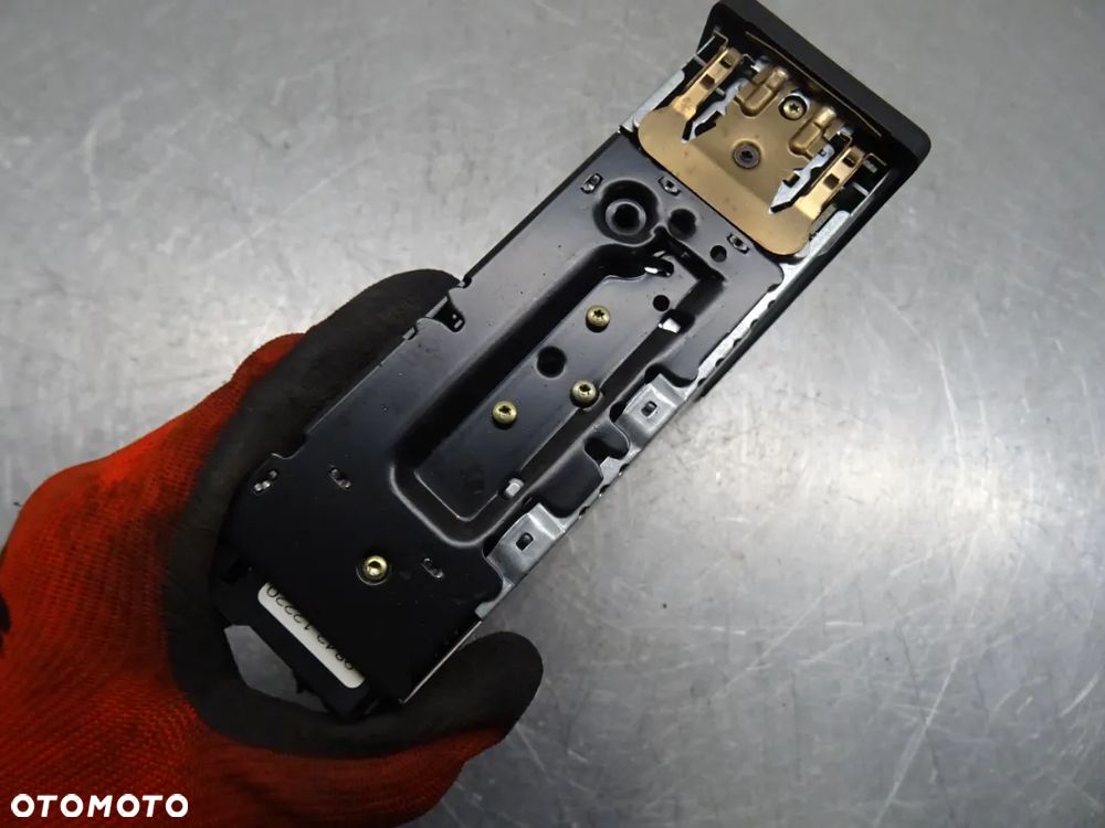 RENAULT LAGUNA I LIFT 1.8 RADIO 7700433074 - 7